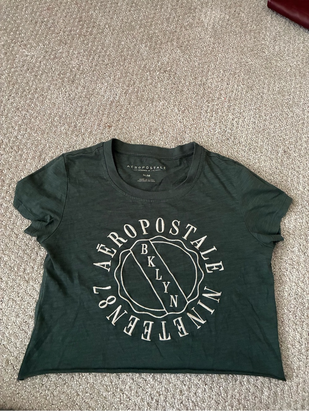 Aeropostale Dark Green Graphic Crop Tee